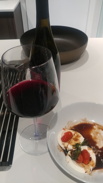 Wine and Caprese - 20190508